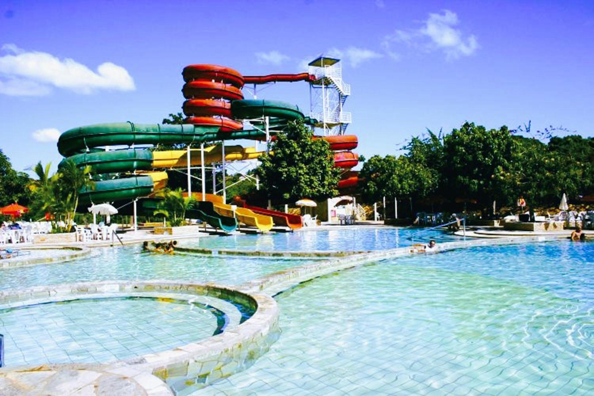 Piazza Diroma - Cortesia Park Diroma, Splash E Slide Caldas Novas Ngoại thất bức ảnh