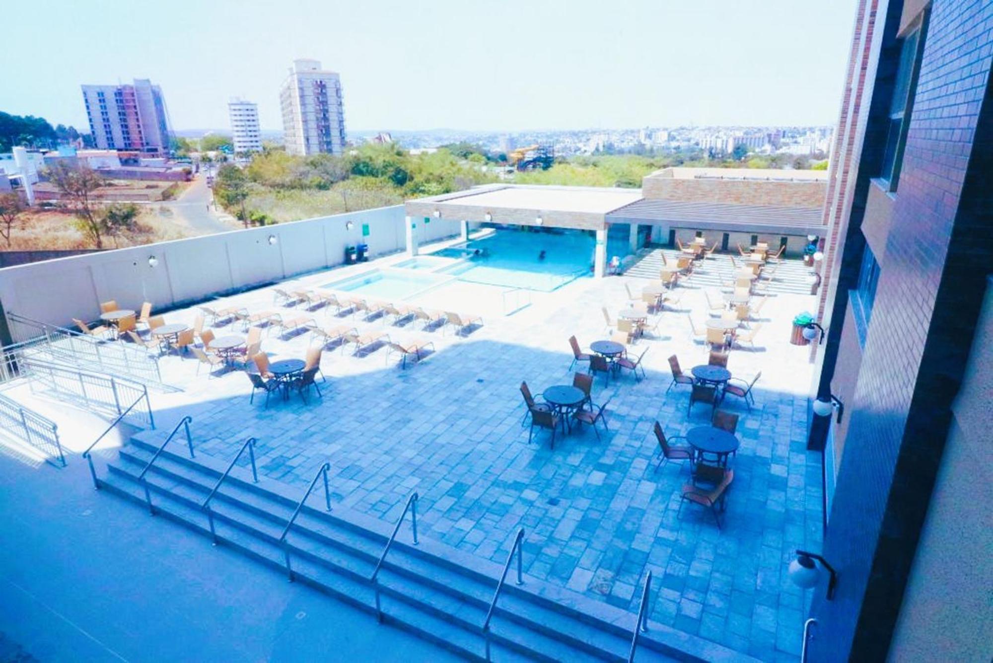 Piazza Diroma - Cortesia Park Diroma, Splash E Slide Caldas Novas Ngoại thất bức ảnh