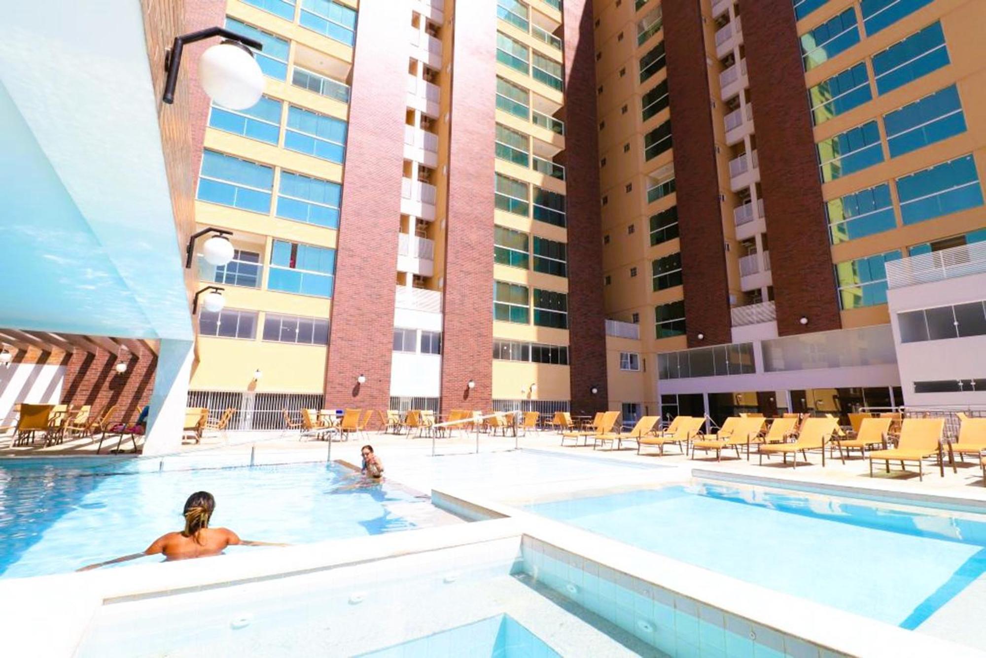 Piazza Diroma - Cortesia Park Diroma, Splash E Slide Caldas Novas Ngoại thất bức ảnh